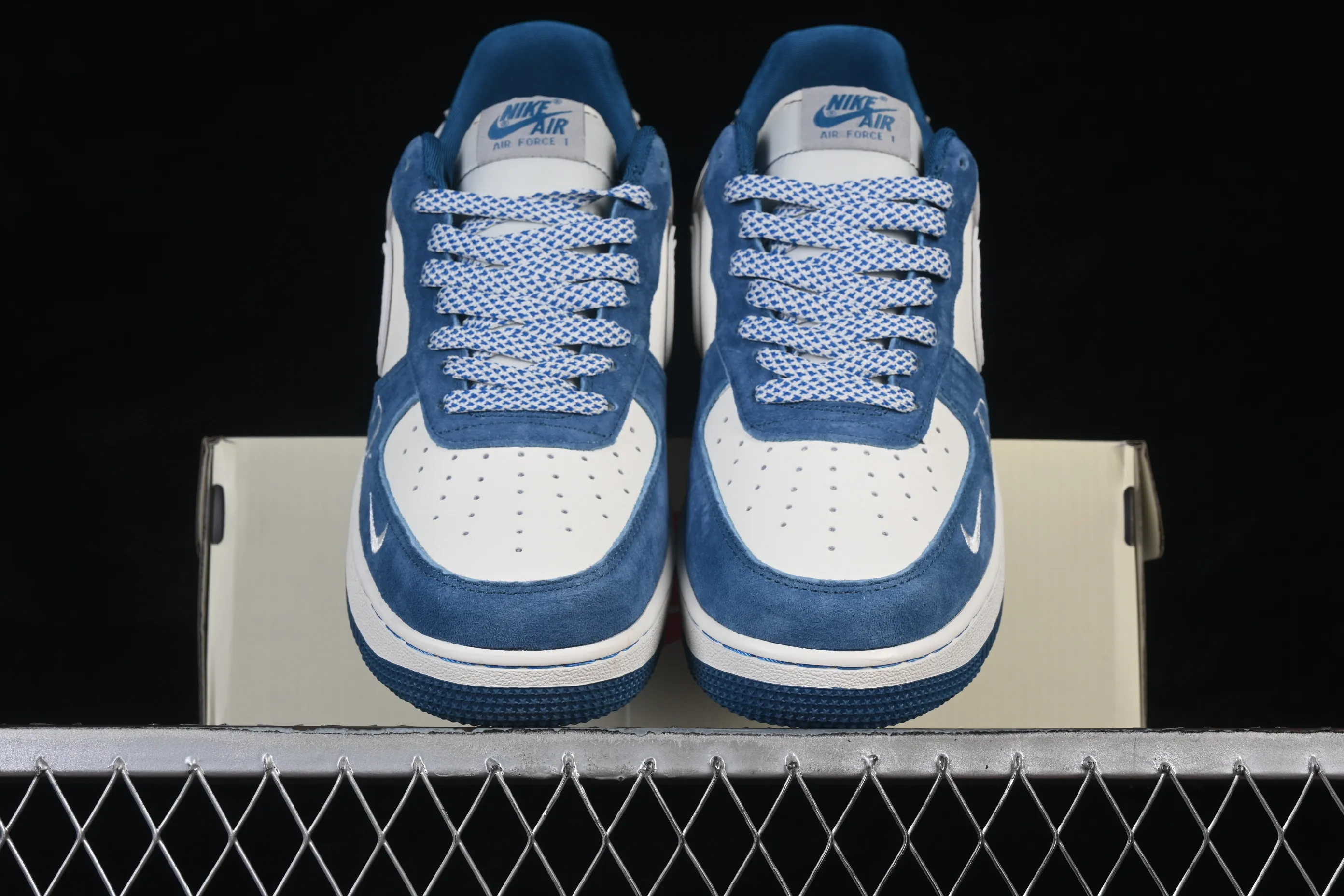 All categories Nk Air Force 1 Air Force series Nk Air Force 1 Low Air Force low-top Nike Air Force 1'07 Low jointly customized model Air Force 1 low-top casual sneakers SS1979-010